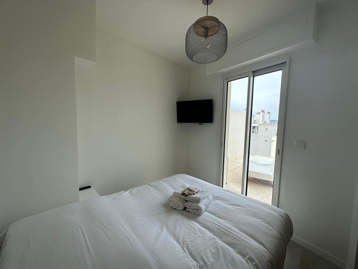 Ferienwohnung Superbe T2 En Dernier Etage Antibes Exterior foto